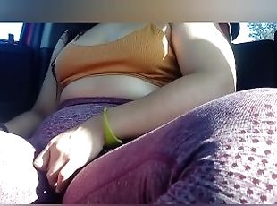 Masturbation, En plein air, Public, Chatte (Pussy), Sport, Doigtage, Voiture, Jeune (18+), Solo, Brunette