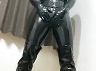 Orgasmi, Gay, Sadismo e masochismo, Feticci, Latex, Solitari, Corde, cinghia sadomaso, Stivali, Maschere, Gomma