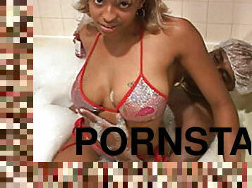 Fun In The Shower With Carmen Hayes