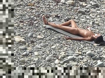 kosmate, nudist, zunaj, camera, plaža, potovanje, pirced, rjavolaske, majhne-prsi