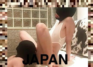 asiatisk, masturbation, orgasm, fitta-pussy, kvinnligt-sprut, japansk, latex, sittande-på-ansikte, femdom, maskiner-mask