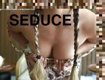 DO YOU WANT TO BE SEDUCED BY A BEAUTIFUL PORTUGUESE GIRL? (ENGLISH SUBTITLES)