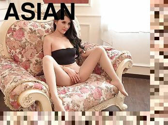 Asian sexy pantyhose show