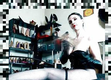 Sexy Milf Dominatrix Eva Latex Fetish Goddess Vinyl PVC Footfetish High Heels Big Ass Hot Mom