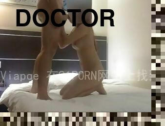 dokter, creampie-ejakulasi-di-dalam-vagina-atau-anus-dan-keluarnya-tetesan-sperma, cina, hotel