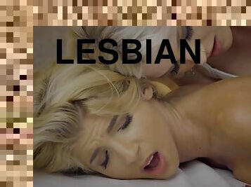 כוס-pussy, חתיכות, לסבית-lesbian, נוער, עיסוי, בלונדיני, יפה-pretty, ציצים-קטנים