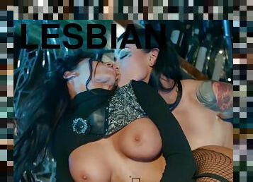 лесбіянка-lesbian, стерва, байкер, татуювання