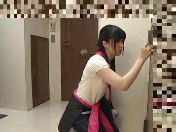 Energized Asian chick tries first glory hole experience