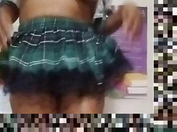 Thick Black Girl Stripping & Twerking