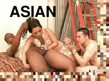 asiatiche, eruzioni-di-sperma, interraziali, mammine-mature, neri, videocamera, scene-rubate, voyeur, trio, mariti
