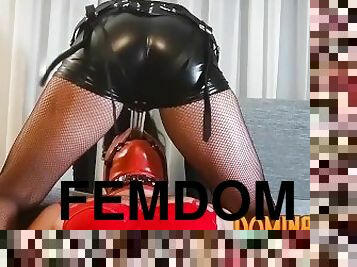 asiatisk, strap-on, amatör, avsugning, leksak, pov, fetisch, latex, sittande-på-ansikte, femdom