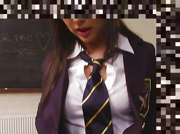 colegiala-schoolgirl, hardcore, estrella-del-porno, desnudándose, universidad, cabalgando, morena