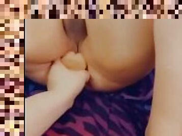 con-el-puño, amateur, anal, lesbiana, juguete, casero, pareja, con-los-dedos, consolador, morena