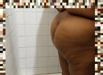 cul, baignade, amateur, mature, ébène, milf, black, belle-femme-ronde, joufflue, butin