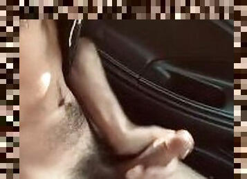 poilue, masturbation, public, amateur, ejaculation-sur-le-corps, gay, branlette, voiture, secousses, ejaculation