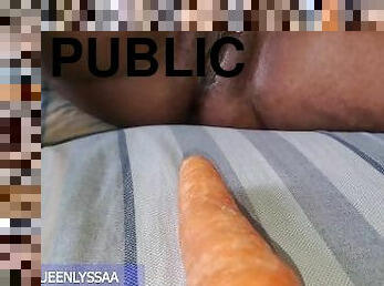 biggest carrot in my pussy make me to flash water pussy