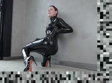 amateur, milf, jouet, britannique, fétiche, latex, maîtresse, brunette, bottes, posant