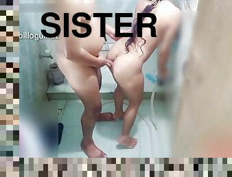 Choti Didi Ko Bathroom Me Choda, Stepsister And Stepbrother Sex In Bathroom