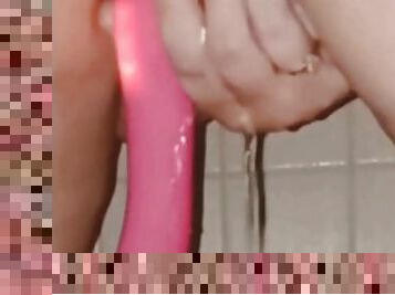 Teen vibrating wet pussy and clit in the sower til she squirts with orgasms!