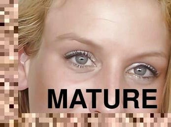 tettone, masturbarsi, orgasmi, maturi, mammine-mature, hardcore, massaggi, masturazione-con-dita, bionde, scopate