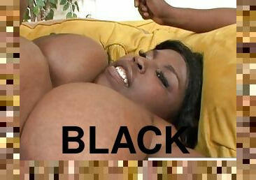 Big Black Woman Double Penetrated in a Gangbang