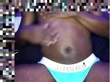 masturbación, pezones, orgasmo, amateur, chorro-de-corrida, negra-ebony, polla-enorme, negra, corrida, fetichista