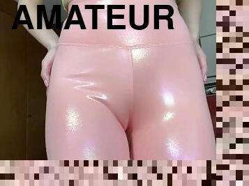 alat-kelamin-wanita, amateur, perempuan-jelita, kaki, rambut-kuning, solo, cameltoe, jari-kaki