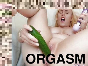 culo, orgasmo, coño-pussy, rubia, follando-fucking, musculada, amante, dominación-femenina, verdura