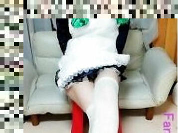 A maid in white stockings gives a foot job Touhou sakuya cos