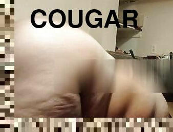 Fucked my cougar at work (cumshot)