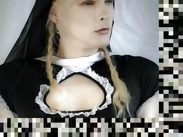 Nun cums on FUCK MACHINE