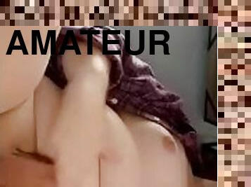 clito, masturbation, amateur, anal, ejaculation-sur-le-corps, ados, joufflue, mignonne, fétiche, solo