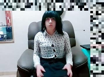 crossdresser masturbation