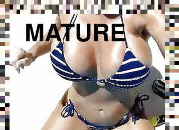 büyük-göğüsler, olgun, orta-yaşlı-seksi-kadın, havuz, memeler, bikini, genç-erkek-avcısı-yaşlı-kadın