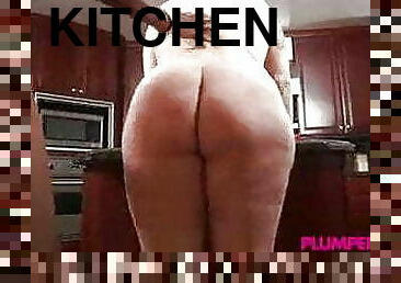 Bbw gets fucked in the kitchen 