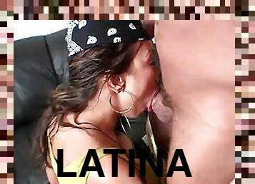 Ava devine Latina