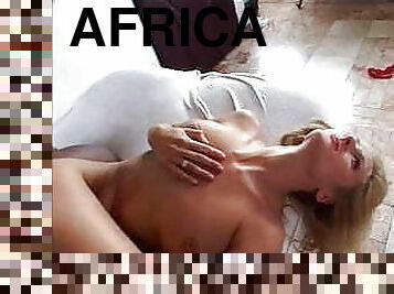 tetas-grandes, cuatro-patas, interracial, rubia, americano, bisexual, africano, tacones