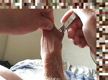 10-minute foreskin video - ball and scissors 