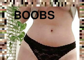 Big boobs show