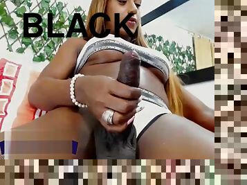 Stunning Black Trans Girl camming