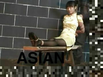 asia, jepang, bdsm-seks-kasar-dan-agresif, fetish-benda-yang-dapat-meningkatkan-gairah-sex, bondage-seks-dengan-mengikat-tubuh, berambut-cokelat