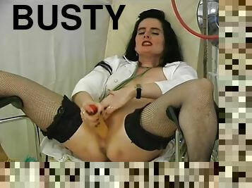 Busty mature spreading her legs - Pleasure Photorama