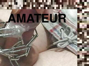 masturbation, mamelons, maigre, amateur, gay, branlette, bdsm, enchaînées