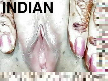alat-kelamin-wanita, isteri, buatan-sendiri, gadis-indian, main-dengan-jari, kali-pertama, ketat, berkahwin, biseksual