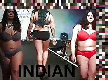 آسيوية, كبيرة-الثدي, حلمات, مثلية, كبيرة-في-العمر, أمي, هندي, سمينة-و-جميلة, المرأة-مهيمنة