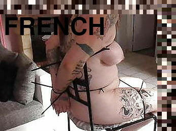 gros-nichons, maison, bdsm, française, belle-femme-ronde, première-fois, naturel, bâillonnement, bondage, tatouage