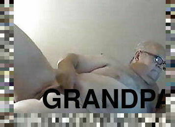 grandpa play on webcam