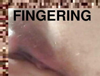 Fingering Creamy Slit