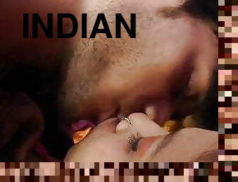 āzijas, nobrieduša, indijas-meitenes, skūpsts, brunete