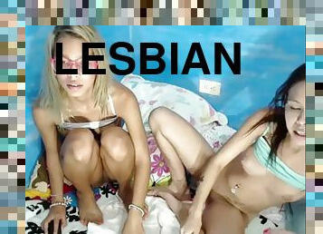 Hot latina lesbian camgirls share anal dildo scissor and squirt